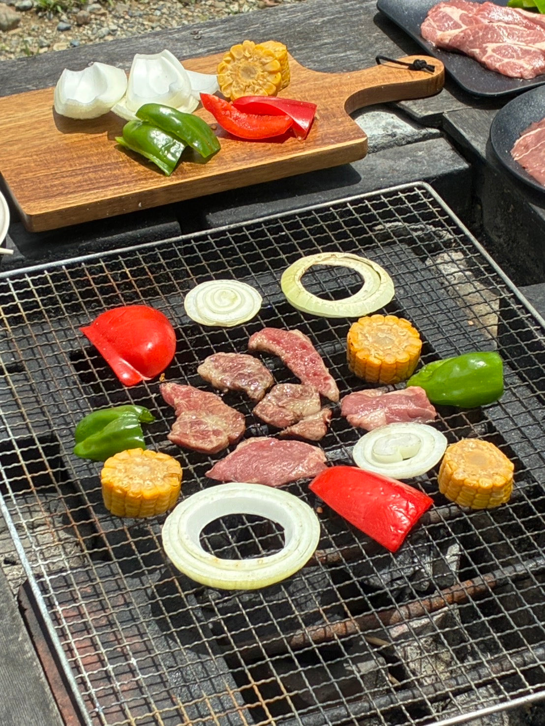 生ラム肩ロース スライス、焼肉・炒め用500g~ タレなし・冷凍真空パック